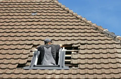 Pose de velux à Saint-Molf